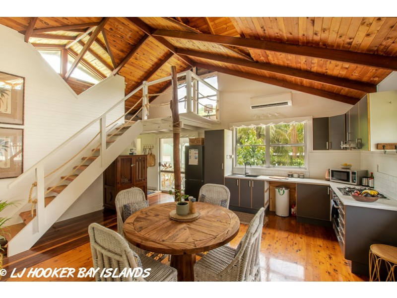 9 Panorama Avenue, Russell Island QLD 4184