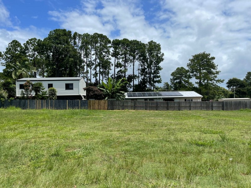 14 Banksia, Russell Island QLD 4184