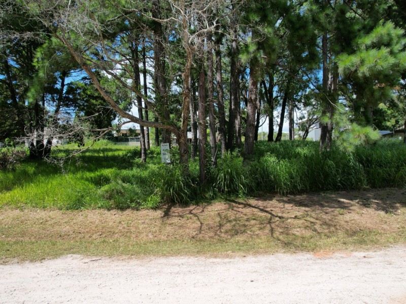 12 Nicholas Street, Russell Island QLD 4184