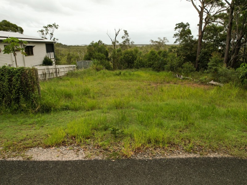 32 Deenya Pde, Russell Island QLD 4184