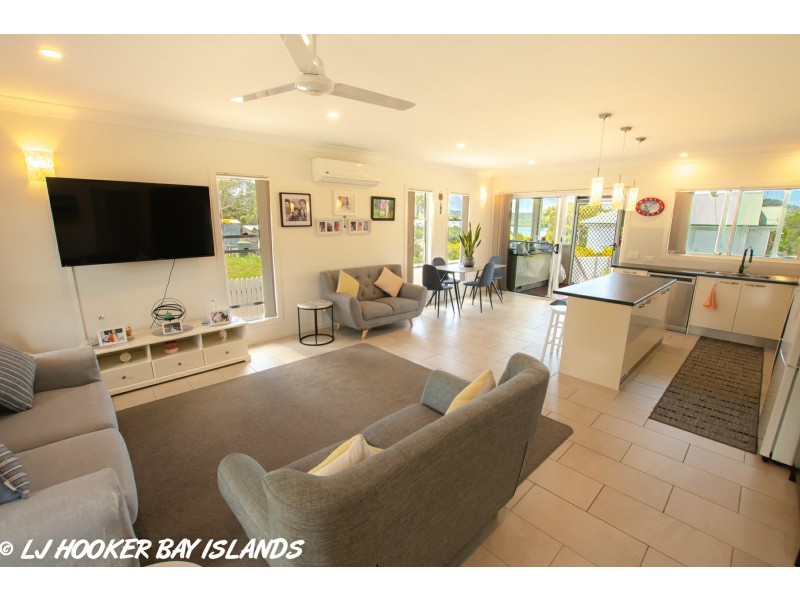 7 Yacht Street, Russell Island QLD 4184