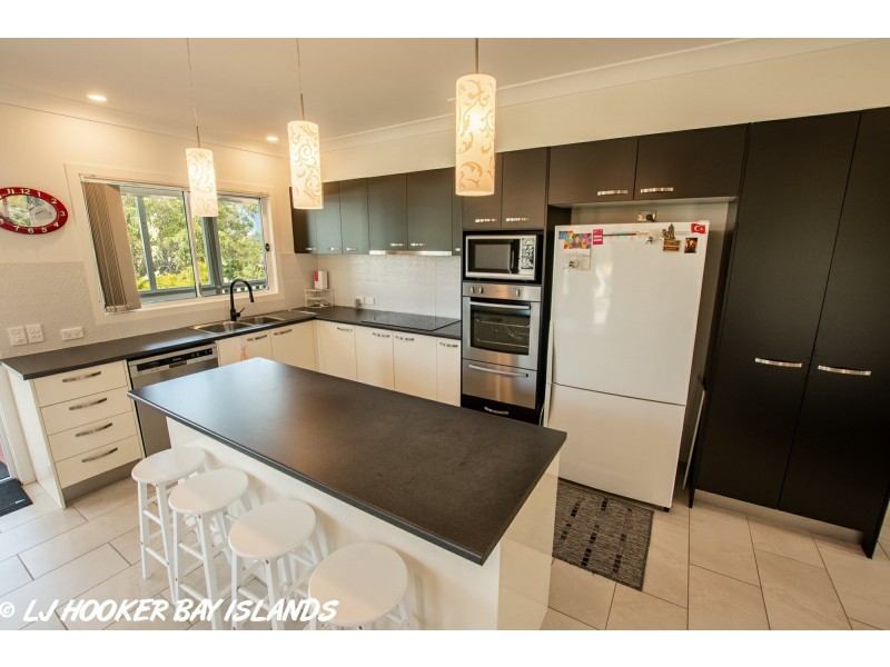 7 Yacht Street, Russell Island QLD 4184