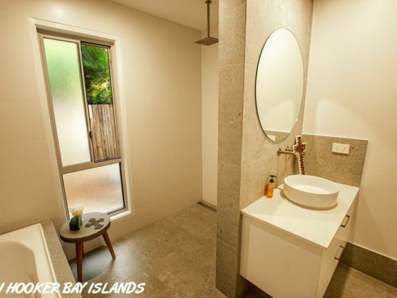 114 Kings, Russell Island QLD 4184