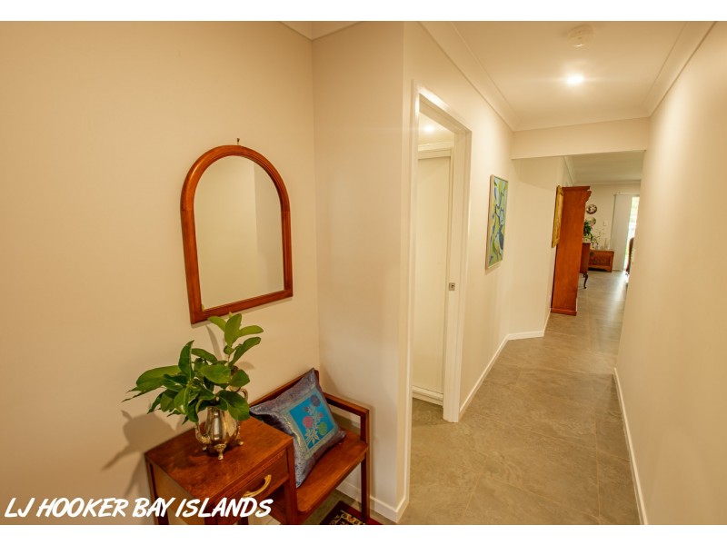 42 HIGHLAND, Russell Island QLD 4184