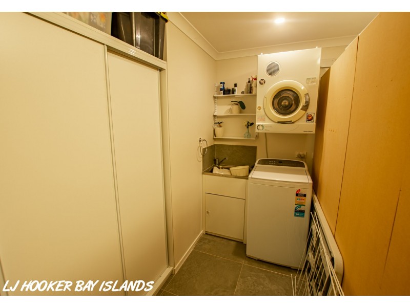 42 HIGHLAND, Russell Island QLD 4184