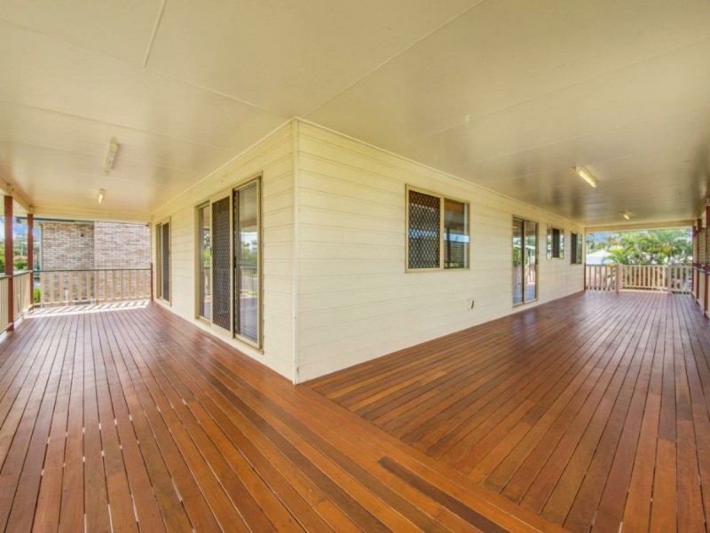 8 Aquarius Road, Russell Island QLD 4184