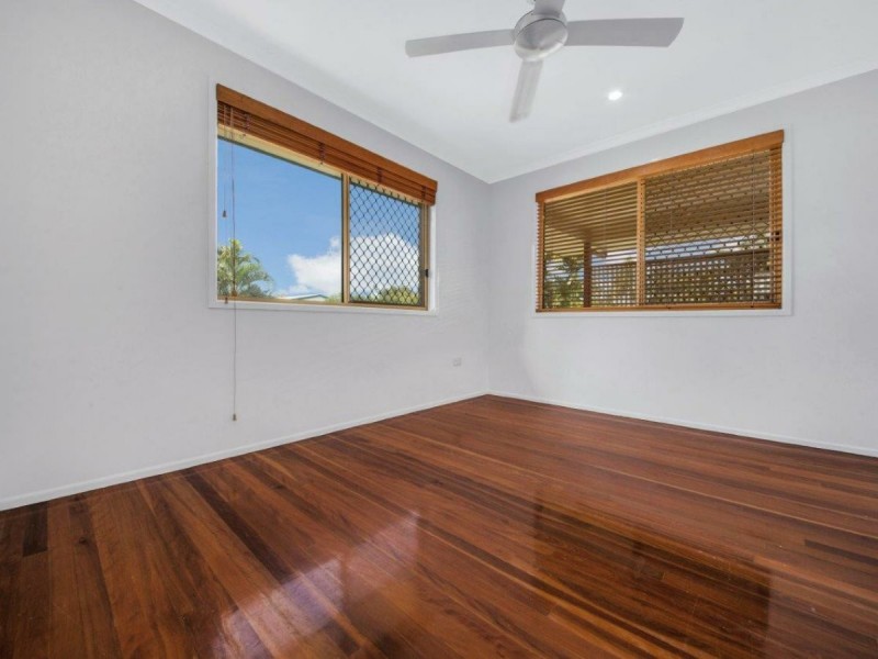 8 Aquarius Road, Russell Island QLD 4184