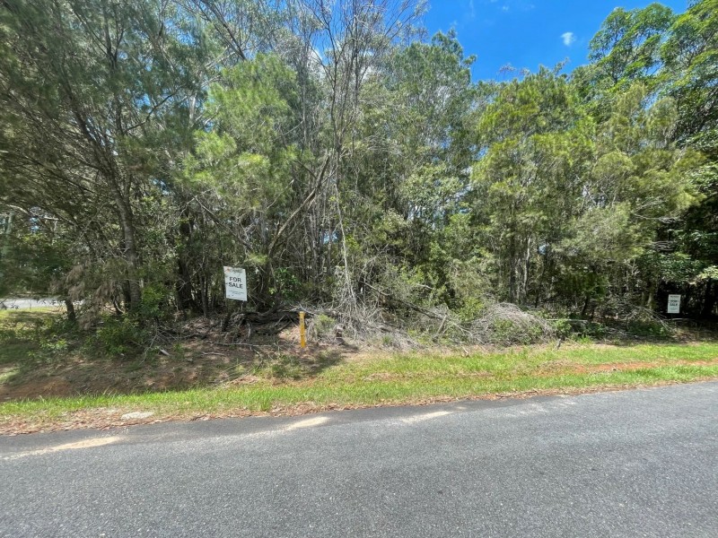 3 Cowderoy St, Russell Island QLD 4184