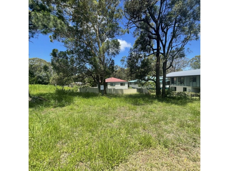 4 Gunsynd St, Russell Island QLD 4184
