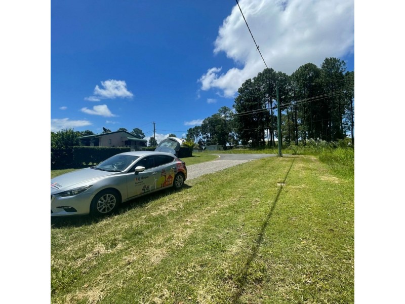 4 Gunsynd St, Russell Island QLD 4184
