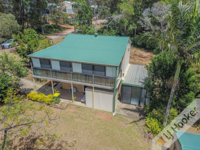 11 Peronne Ave, Russell Island QLD 4184