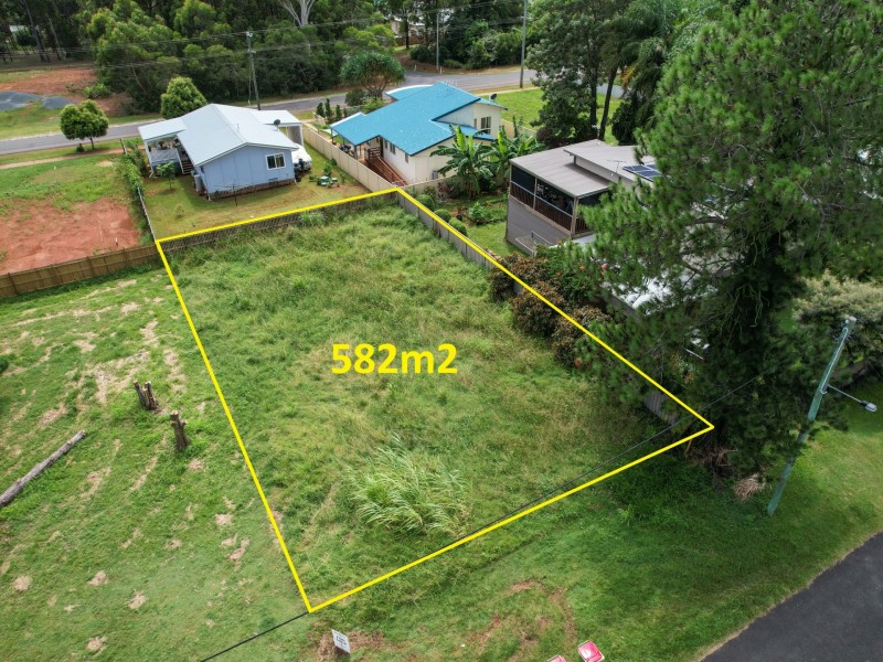 7 Reading St, Russell Island QLD 4184