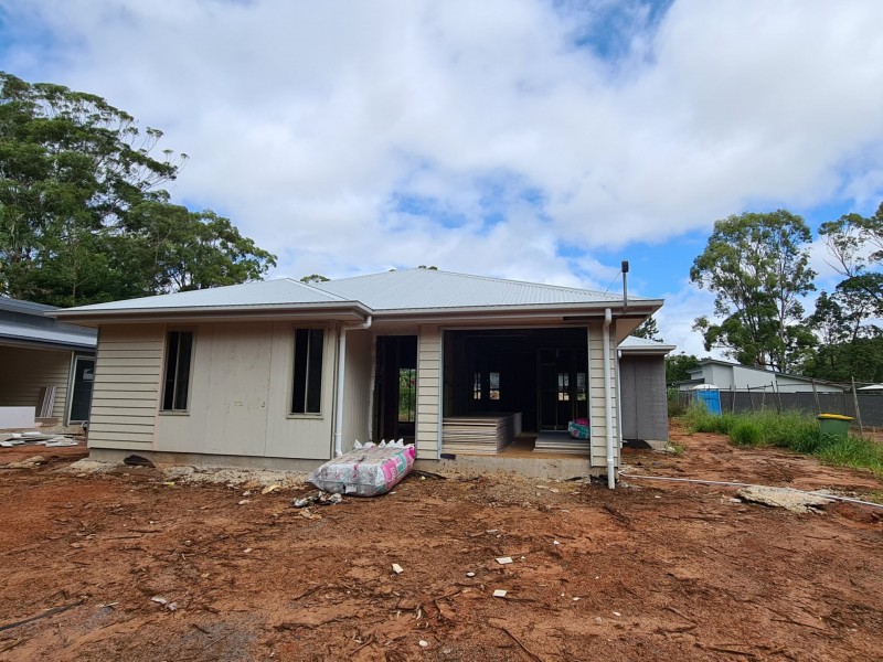 12 CANNA STREET, Russell Island QLD 4184