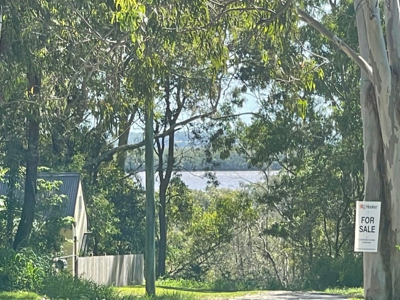 125 Laurel Street, Russell Island QLD 4184