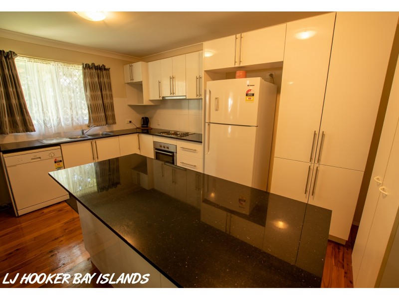 13 Medika Drive, Russell Island QLD 4184