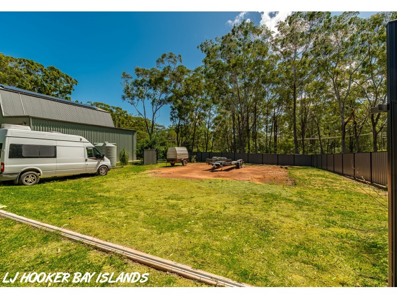 11-13 Gilcrest Road, Russell Island QLD 4184