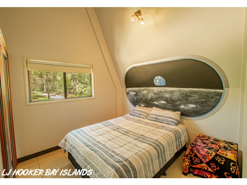 11-13 Gilcrest Road, Russell Island QLD 4184