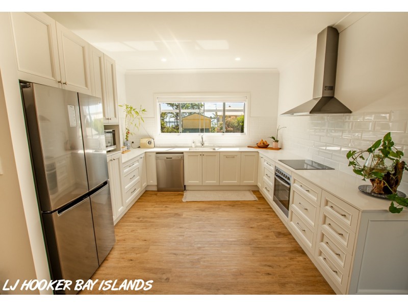 43-45 Wilma Cres, Russell Island QLD 4184