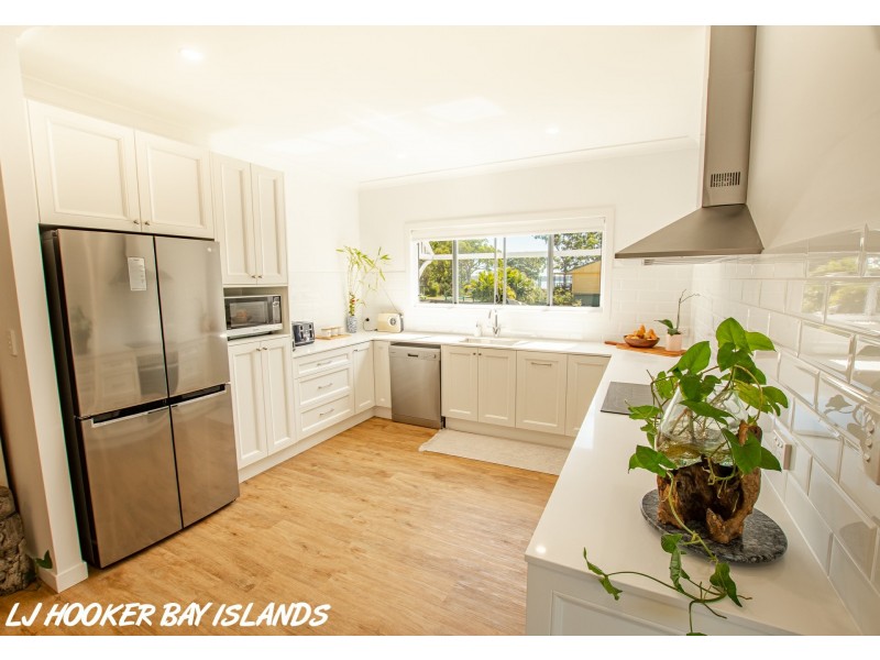 43-45 Wilma Cres, Russell Island QLD 4184