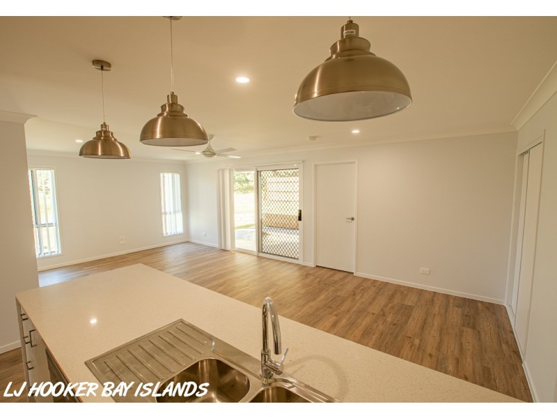 52 Laurel Street, Russell Island QLD 4184