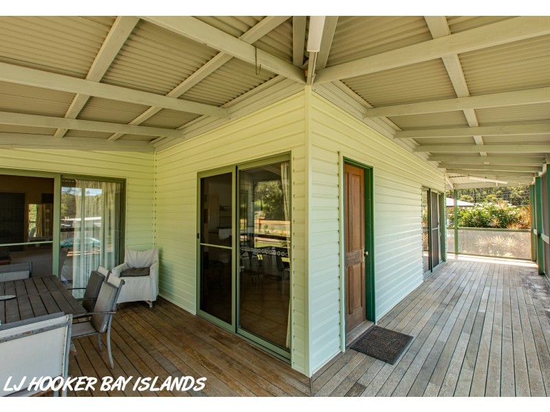 5 Crescent Drive, Russell Island QLD 4184