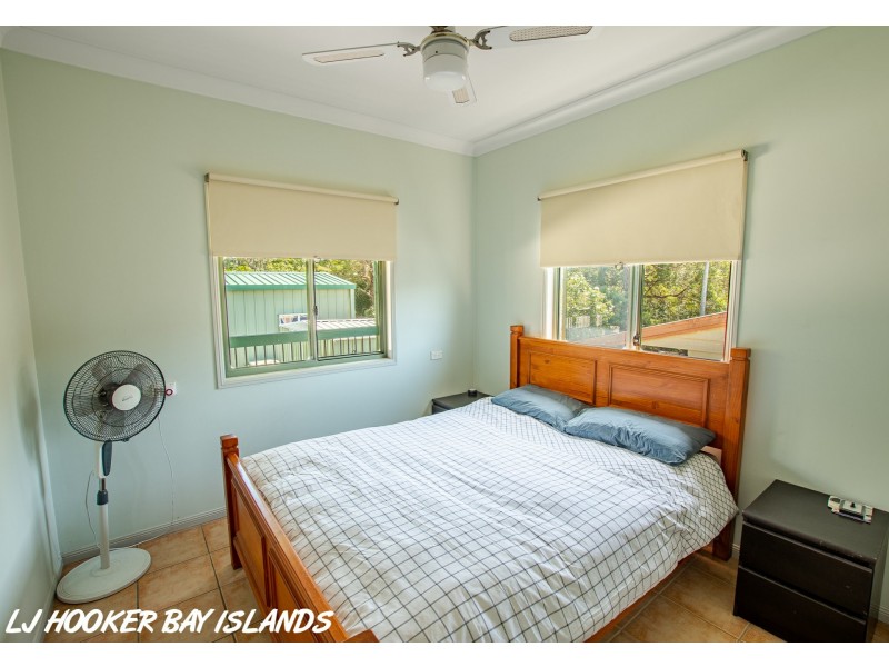 5 Crescent Drive, Russell Island QLD 4184