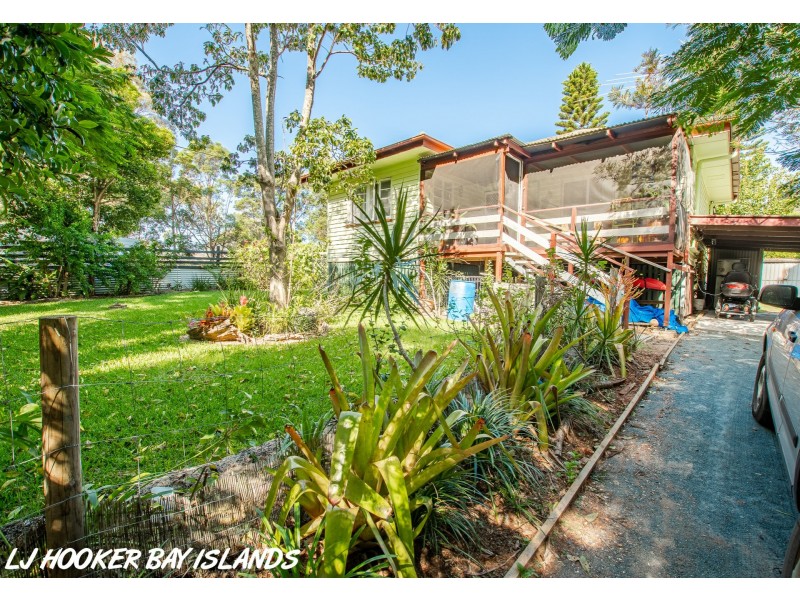 60 Lea Weena Avenue, Russell Island QLD 4184