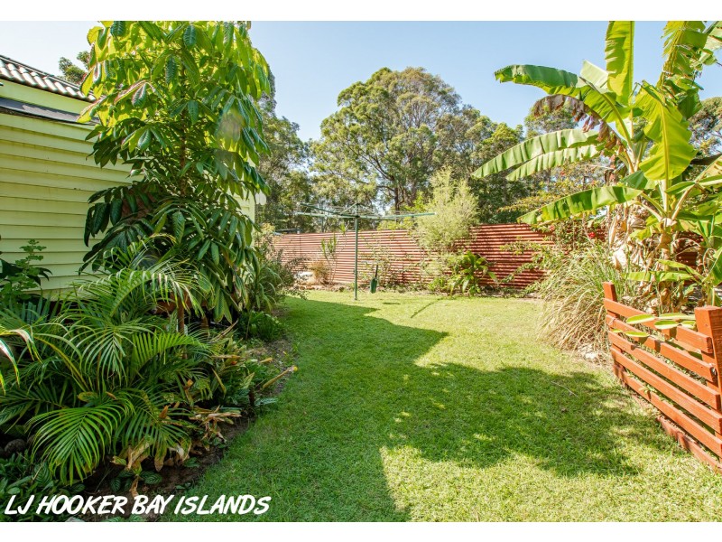 60 Lea Weena Avenue, Russell Island QLD 4184
