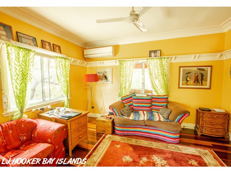 60 Lea Weena Avenue, Russell Island QLD 4184