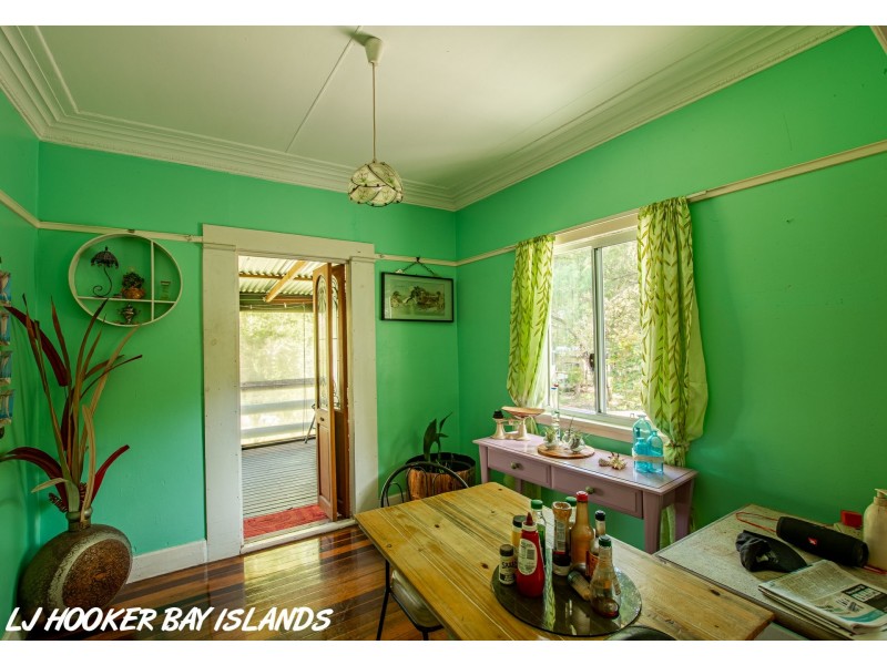 60 Lea Weena Avenue, Russell Island QLD 4184