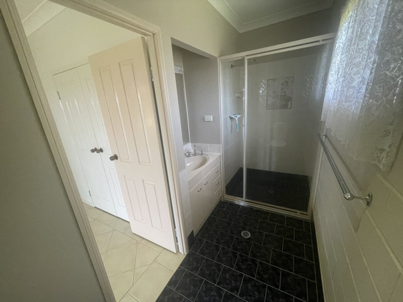 5 Jasper Street, Russell Island QLD 4184