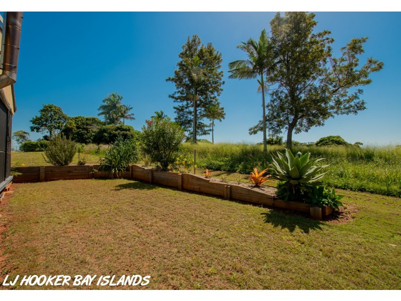 9 Carnation Court, Russell Island QLD 4184