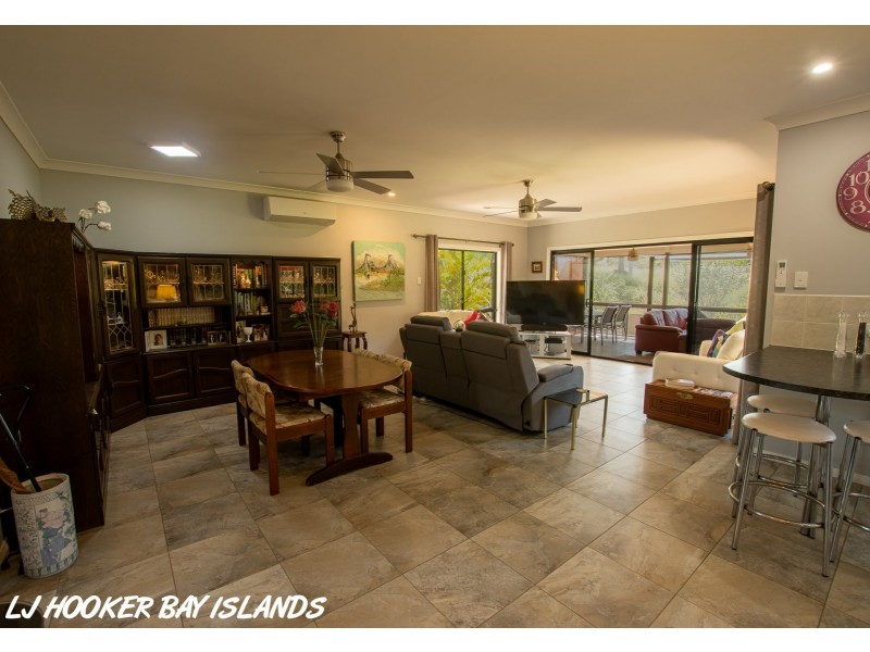 9 Carnation Court, Russell Island QLD 4184