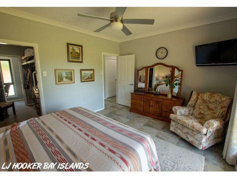 9 Carnation Court, Russell Island QLD 4184
