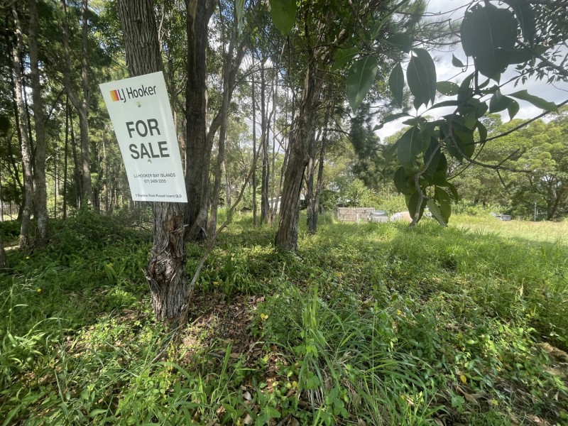 82 Laurel street, Russell Island QLD 4184