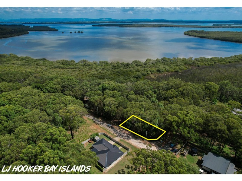 10 Tulip Street, Russell Island QLD 4184