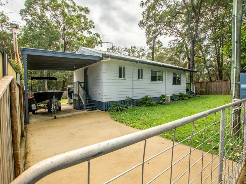 61 KENNEDY AVE, Russell Island QLD 4184