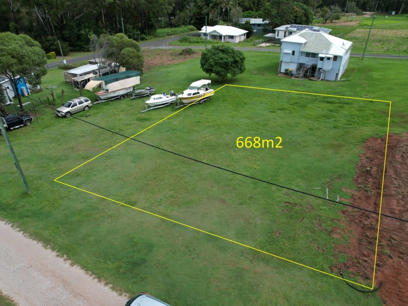 6 DAHLIA STREET, Russell Island QLD 4184