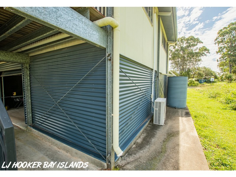 5 ZEPHYR STREET, Russell Island QLD 4184