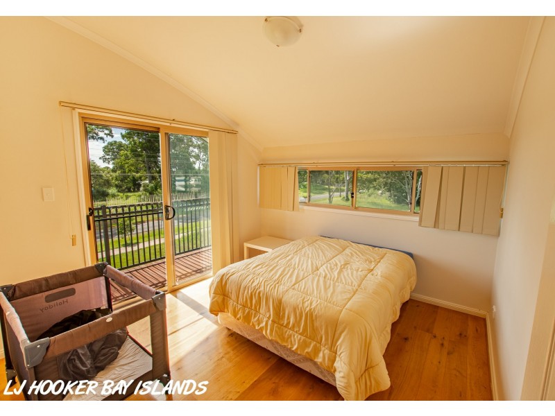 5 ZEPHYR STREET, Russell Island QLD 4184