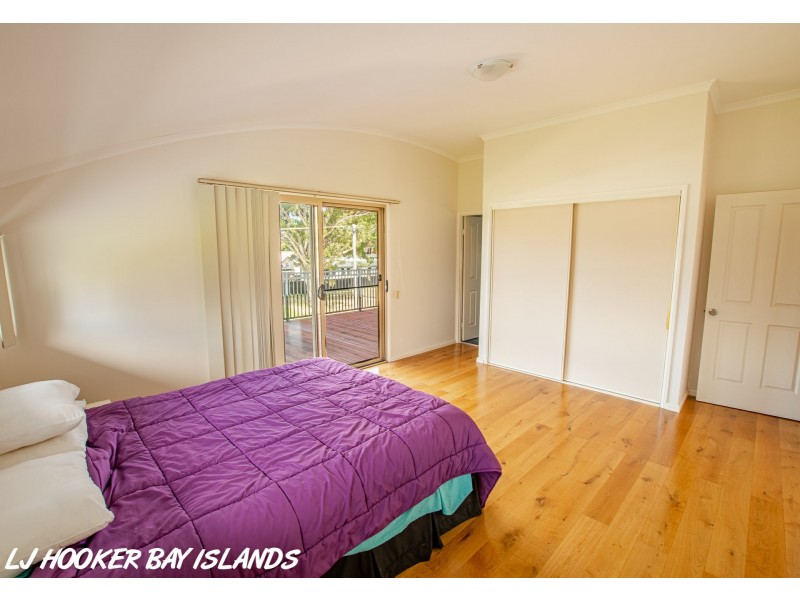 5 ZEPHYR STREET, Russell Island QLD 4184