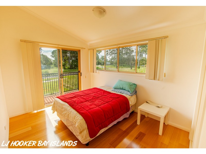 5 ZEPHYR STREET, Russell Island QLD 4184
