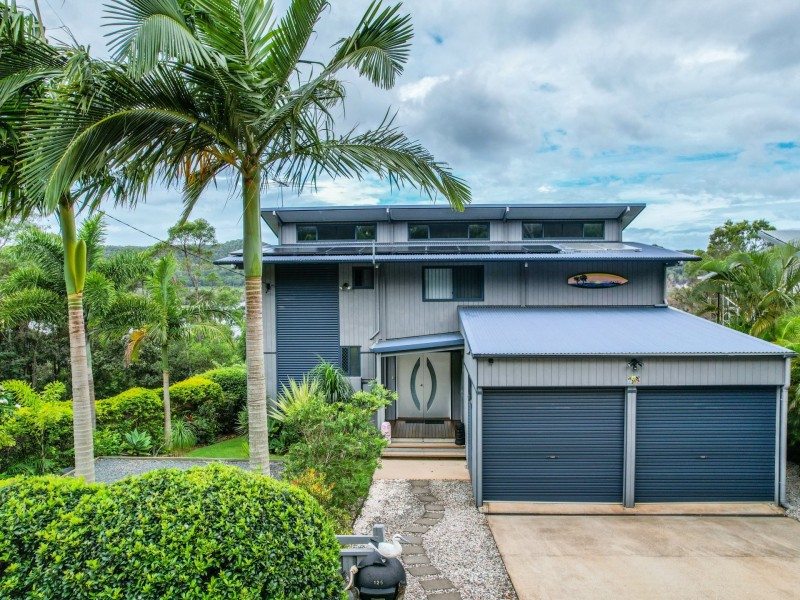 125 Wahine Drive, Russell Island QLD 4184