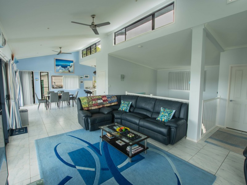 125 Wahine Drive, Russell Island QLD 4184