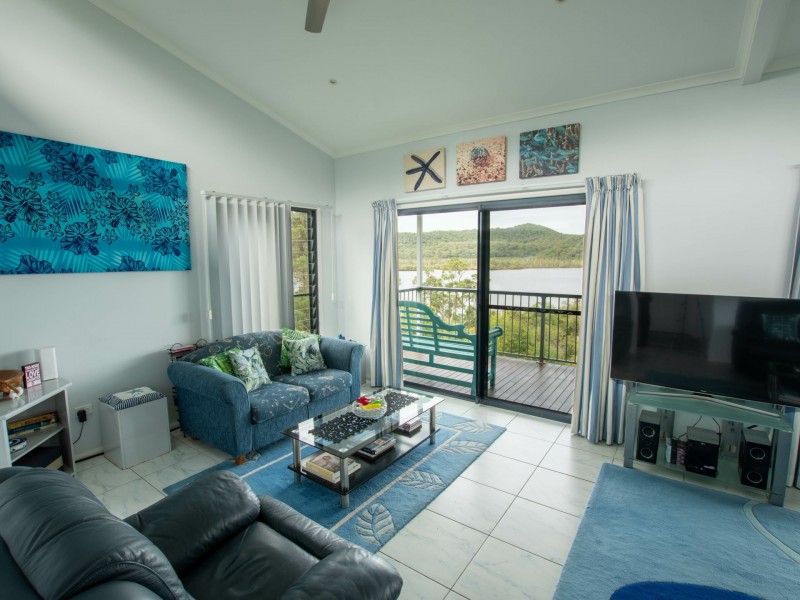 125 Wahine Drive, Russell Island QLD 4184