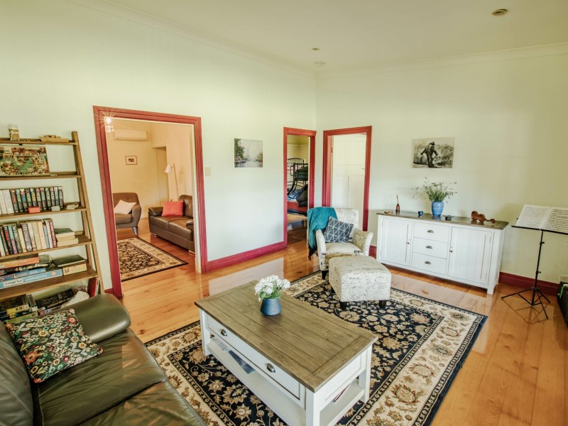 1 Willes Street, Russell Island QLD 4184