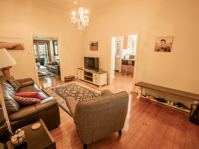 1 Willes Street, Russell Island QLD 4184