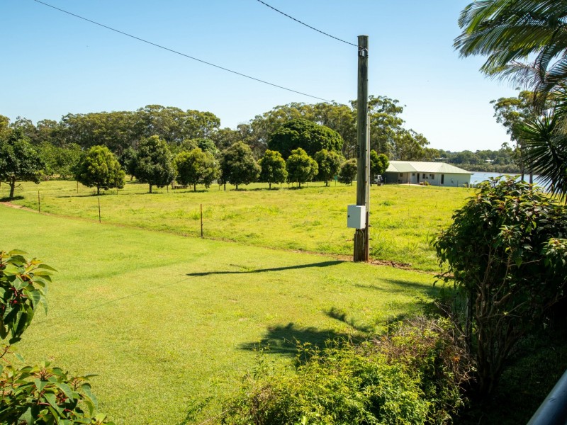 1 Willes Street, Russell Island QLD 4184