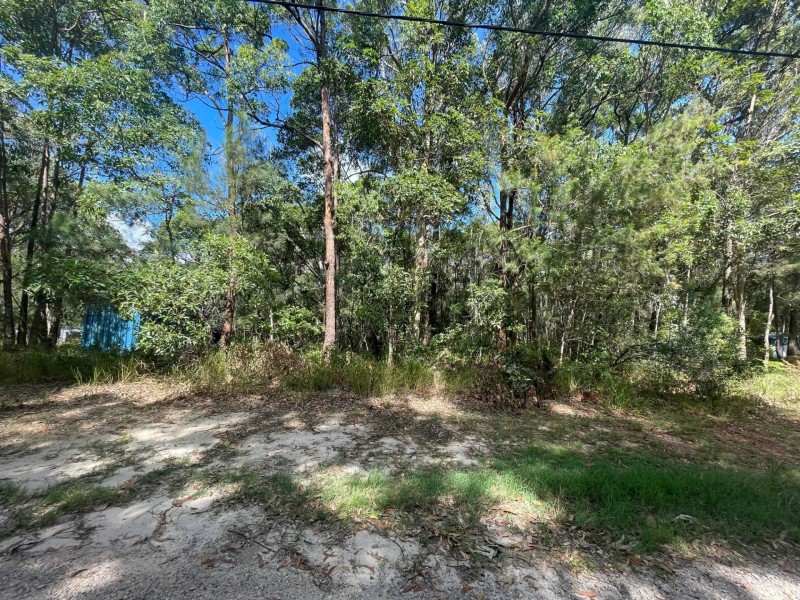 24 Kennedy Ave, Russell Island QLD 4184