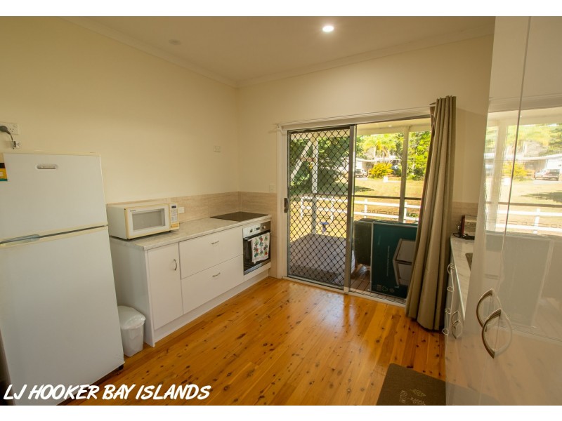 12 Reading Street, Russell Island QLD 4184